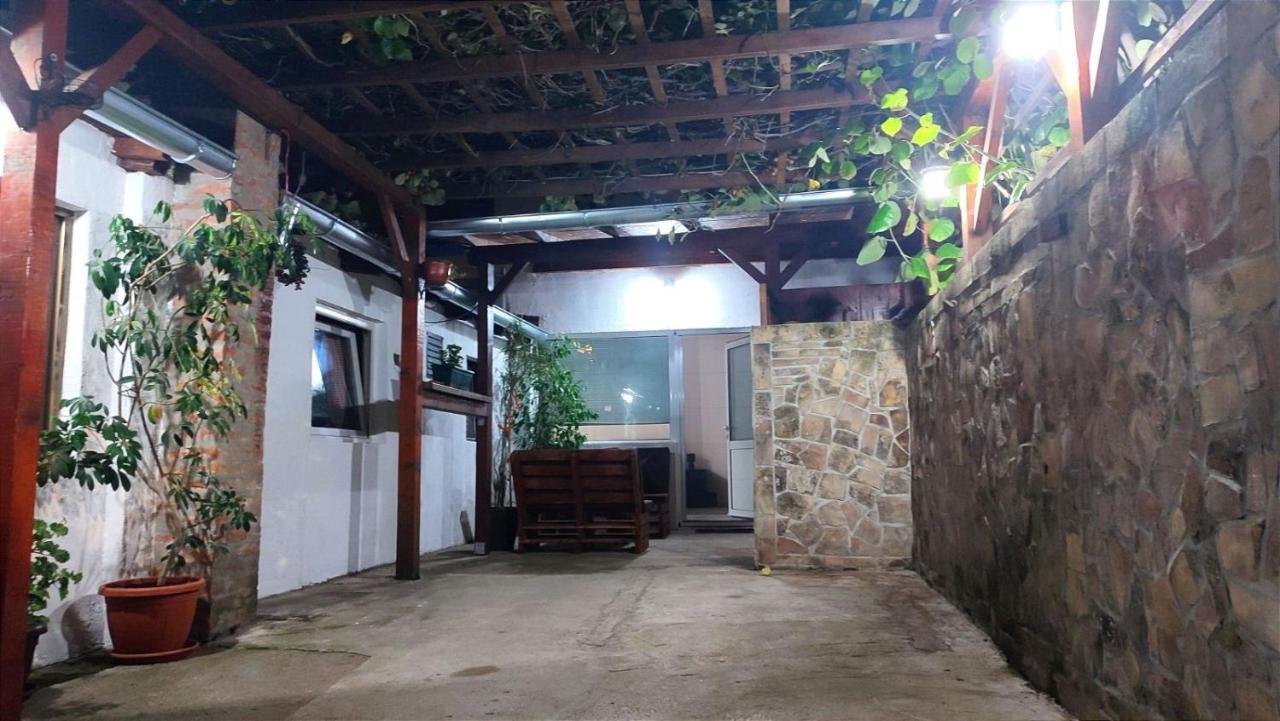 סורצ'ין Airport Apartment Air מראה חיצוני תמונה